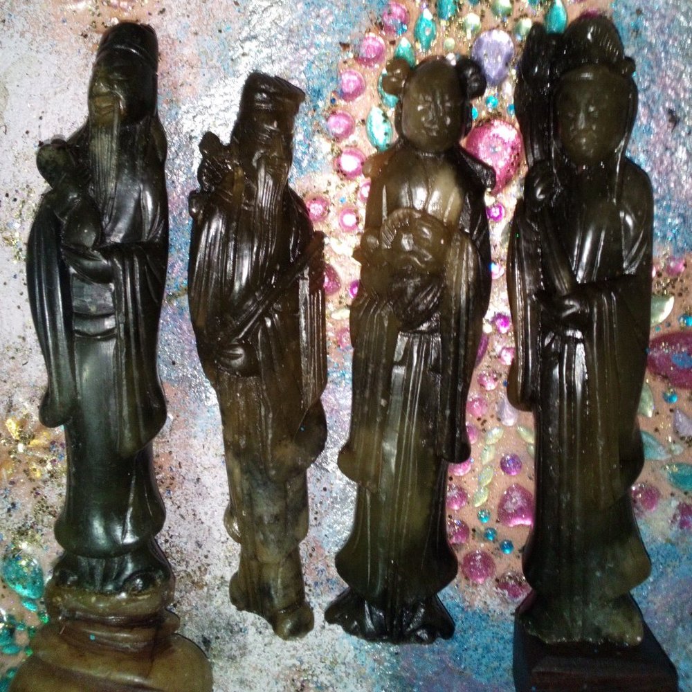 Chinese hand curved stone.  Agate Quan Yin   sculptures